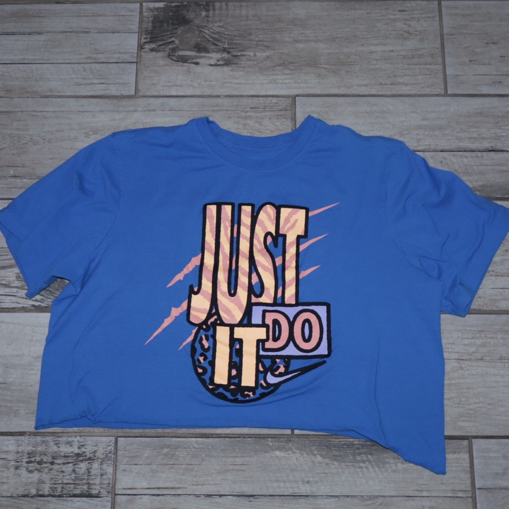 Nike Just Do it Cropped T-Shirt